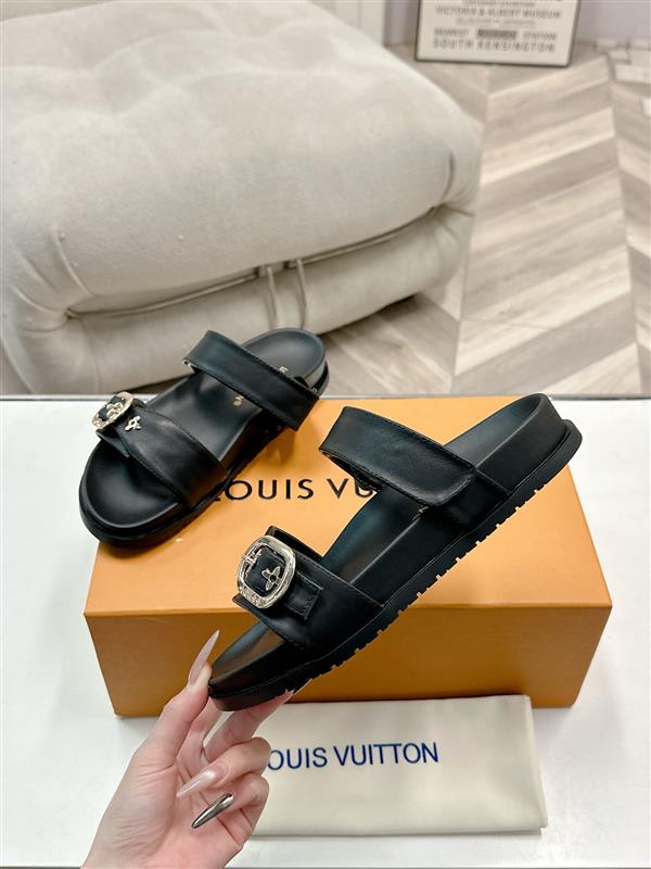 2025112818453671 200